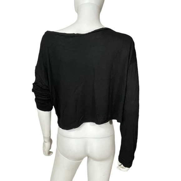Black Long Sleeve Boat Neck Crop Top
New - Picture 4 of 5